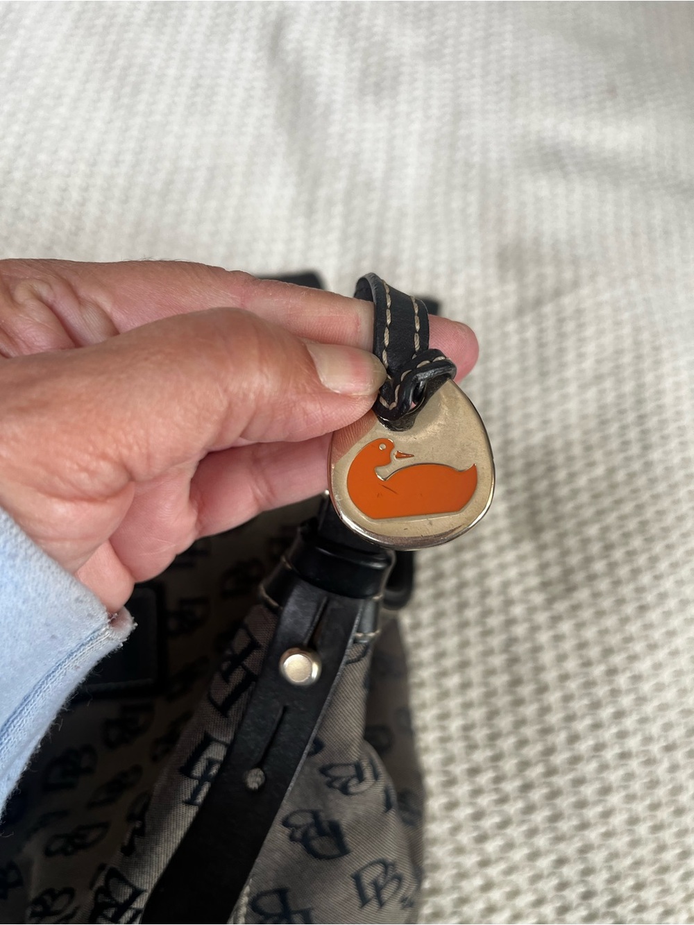 Dooney & Bourke Canvas Gray Logo Jacquard Shoulder Hobo Bag Black Leather Trim - Picture 6 of 16